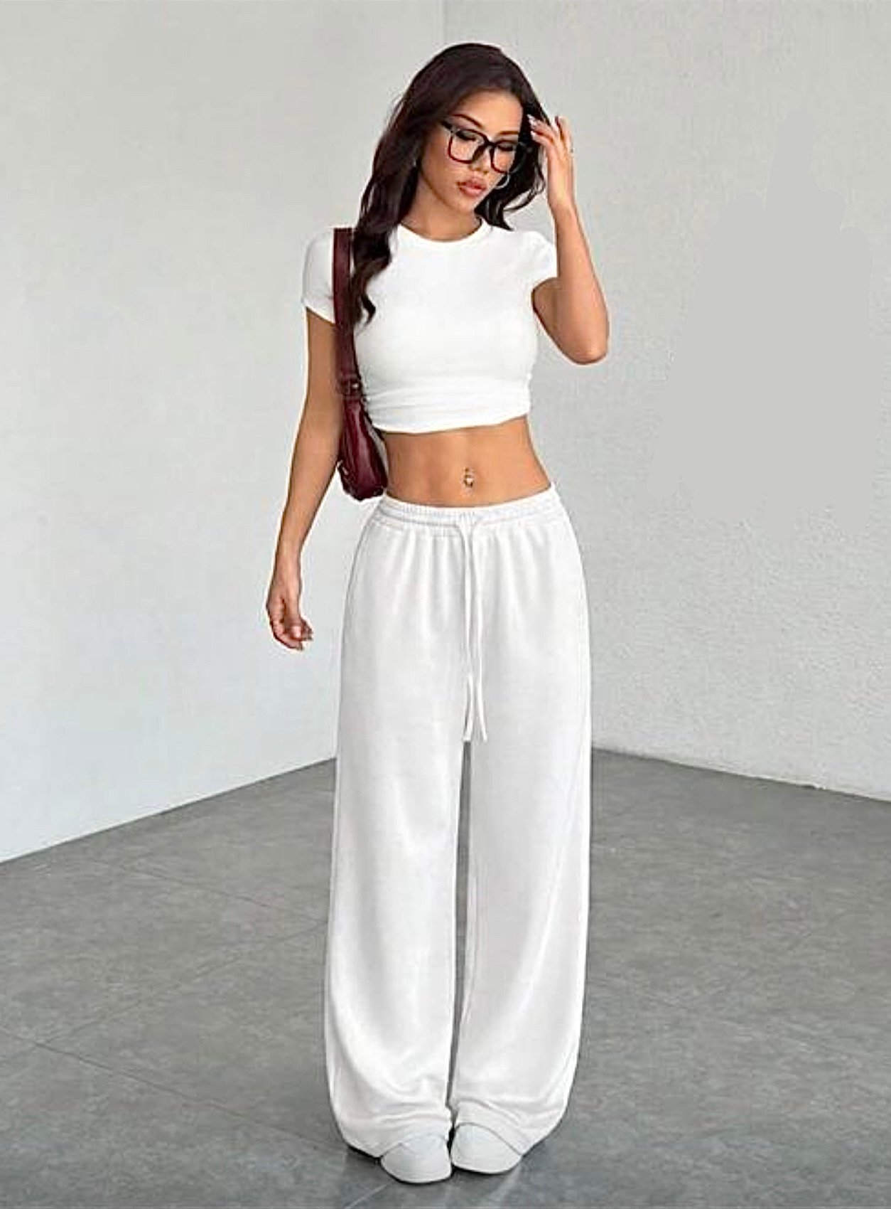 White baggy