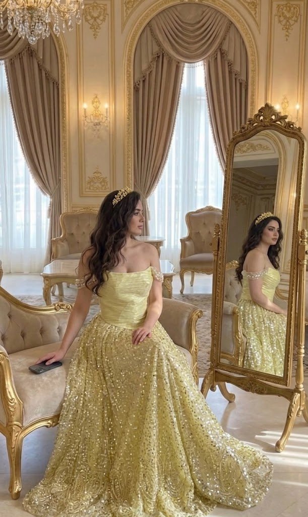 Yellow majesty dress